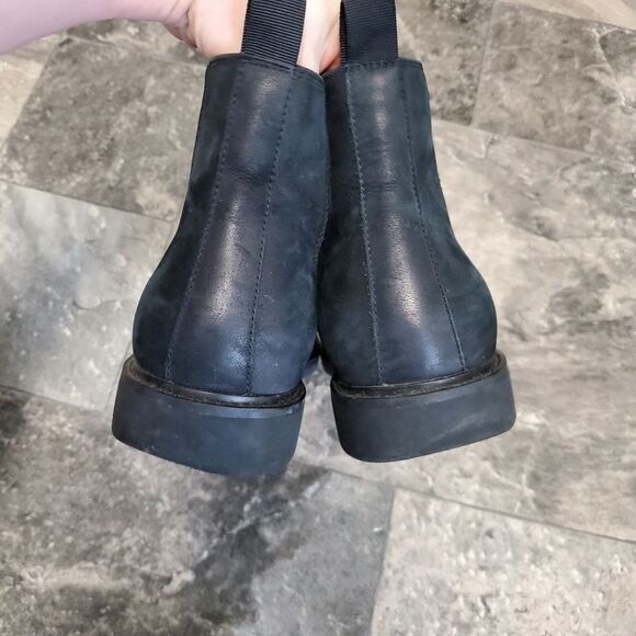 Blondo Waterproof Grant Black Nubuck Leather Chelsea Zip Ankle Boots Booties 8 - Picture 6 of 9